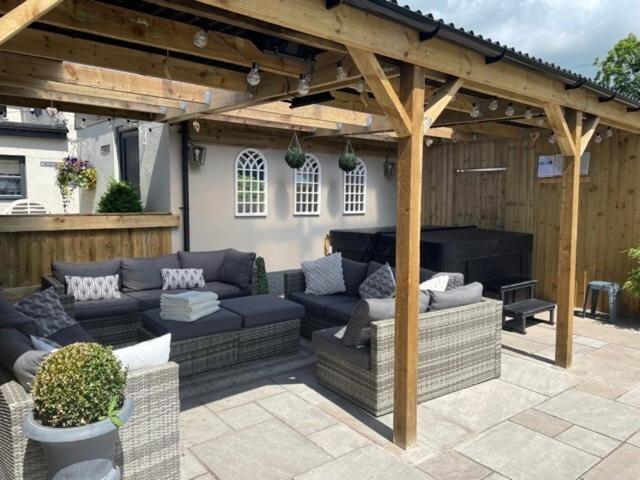 The Grousemoor - North Wales Luxury 7 Bedroom Holiday Rental Llandegla Kültér fotó